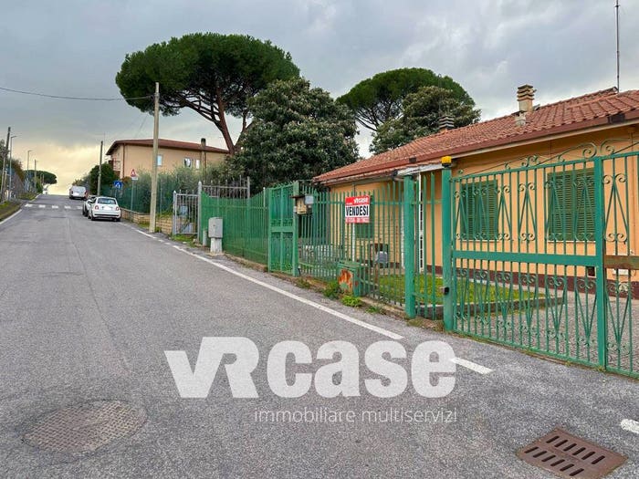 Casa trilocale in vendita in Via Luigi Vanvitelli, Frascati