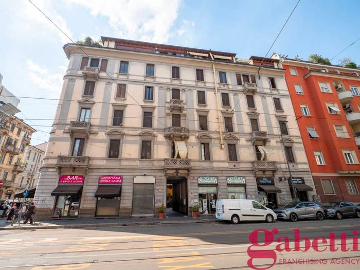 Appartamento trilocale in vendita in Via Ponte Seveso, Centrale, Milano