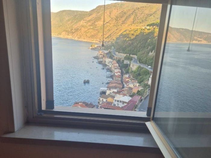 Casa quadrilocale in vendita in Via De Zerbi, Centro, Scilla