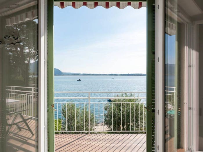 Casa con 6 locali in vendita in Predore