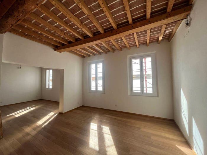 Appartamento con 6 locali in vendita in Via Blasia, Centro Storico, Modena