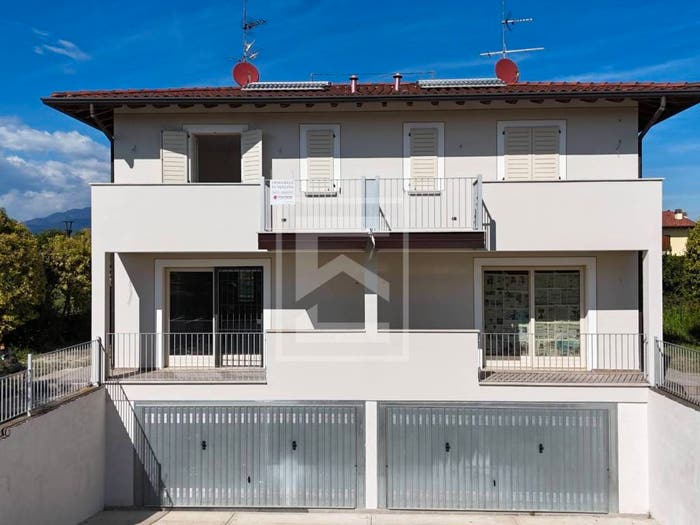 Casa trilocale in vendita in Via Valtenesi, Balbiana, Manerba del Garda