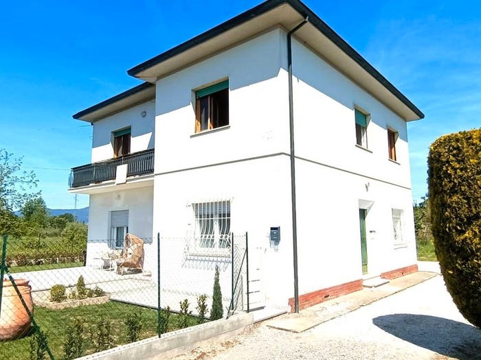 Appartamento quadrilocale in vendita in Via dell'Olmo, Villaggi Bellaria, Pontedera