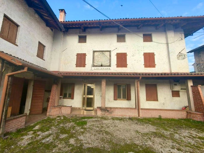 Casa con 6 locali in vendita in Via Mortegliano, Lavariano, Mortegliano
