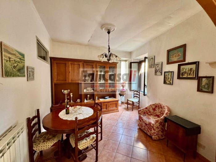 Appartamento con 5 locali in vendita in Via Regina Elena, Centro, Bomarzo