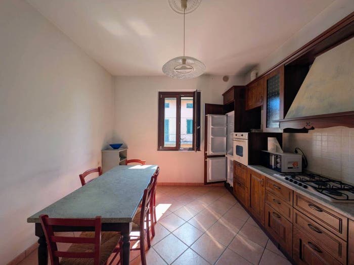 Appartamento con 5 locali in vendita in Via Circonvallazione Sinistra, Fornacelle, Montemurlo