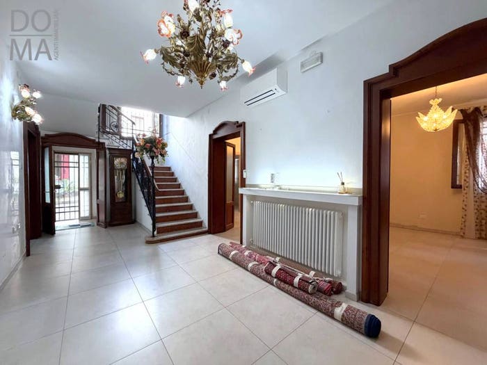 Casa con 6 locali in vendita in via terranova, Centro, Adria