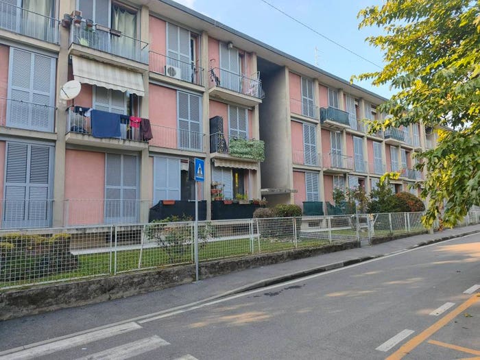 Appartamento trilocale in vendita in Via Nazario Sauro, Centro, Bernareggio
