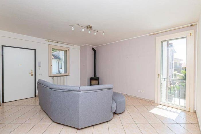 Appartamento quadrilocale in vendita in Via della Casa Bianca, Montecastello Treggiaia I Fabbri, Pontedera