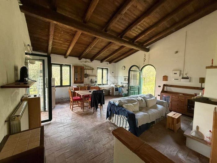 Casa quadrilocale in vendita in Strada rurale Nido, Frasso Telesino
