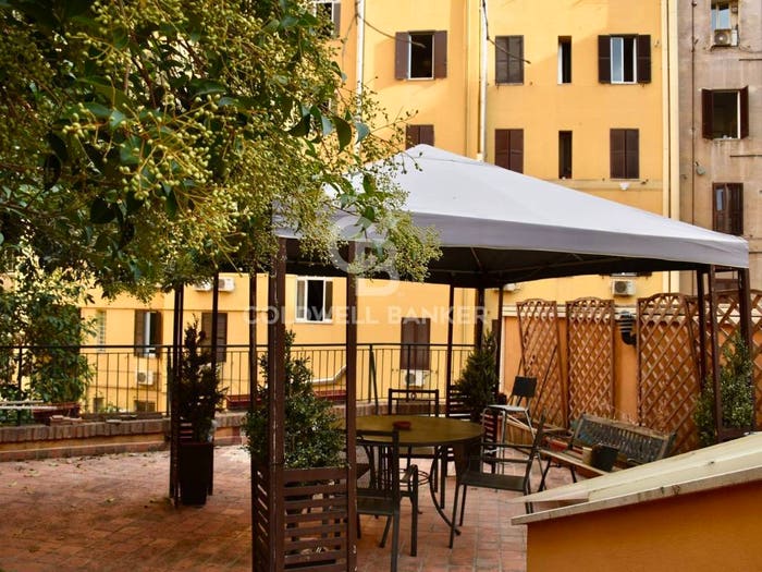 Appartamento quadrilocale in vendita in Via Pinerolo, Re di Roma, Roma