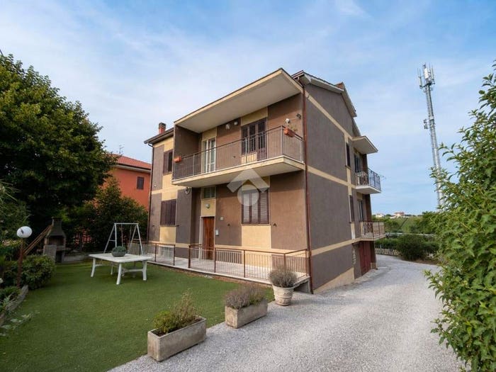 Casa con 6 locali in vendita in Via Case Di Trento, Case Di Trento, Giulianova