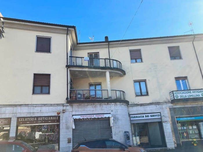 Appartamento quadrilocale in vendita in Corso Vittorio Veneto, Centro, Mede