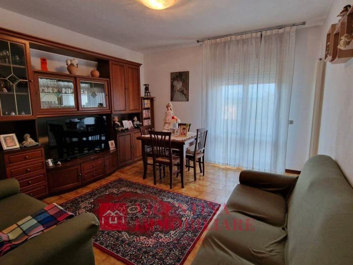Appartamento quadrilocale in vendita in via G Chilesotti, Montecchio Maggiore Alte Ceccato, Montecchio Maggiore