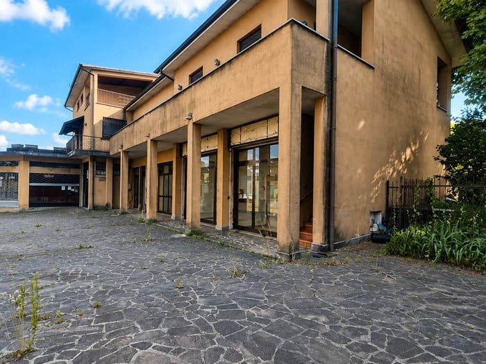 Casa con 6 locali in vendita in Via Statale, Pagnano, Merate