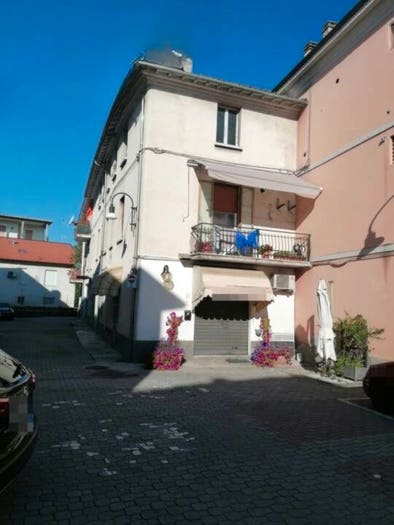 Appartamento trilocale in vendita in Via Roma, Centro, Medesano