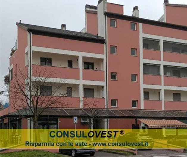 Appartamento bilocale in vendita in Piazza Giacomo Puccini, Centro, Pieve Emanuele