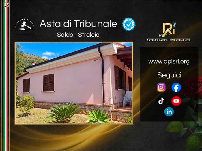 Casa quadrilocale in vendita in Contrada Sinna, Camerota