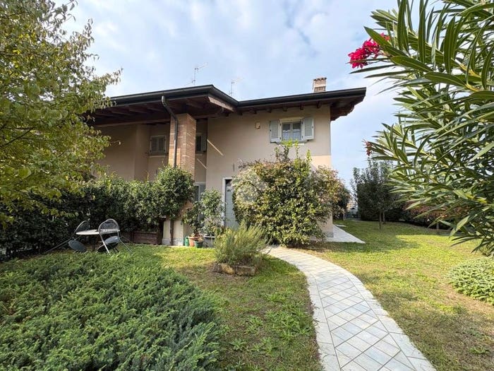 Casa trilocale in vendita in Vicolo Santa Maria, Modignano, Tavazzano con Villavesco