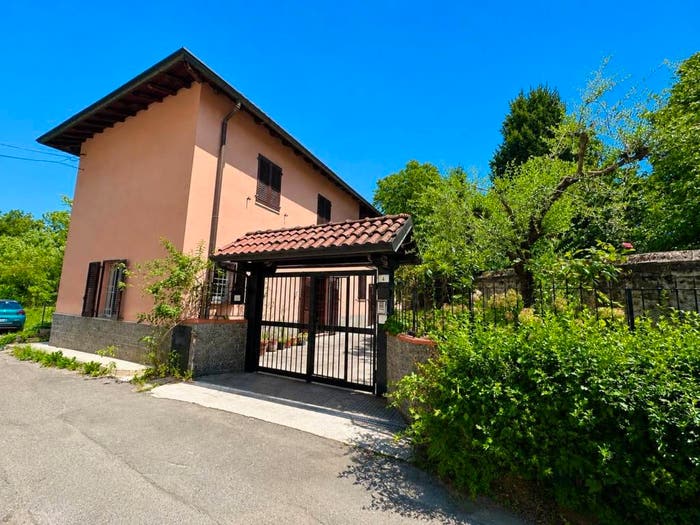 Casa con 6 locali in vendita in Via Filatoio, Centro, Brivio