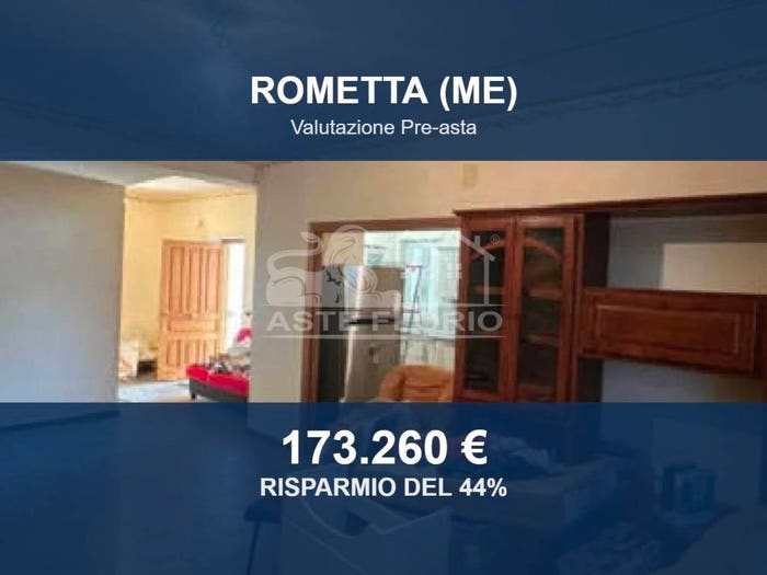 Appartamento con 6 locali in vendita in Via Mezzasalma, Rometta Marea, Rometta