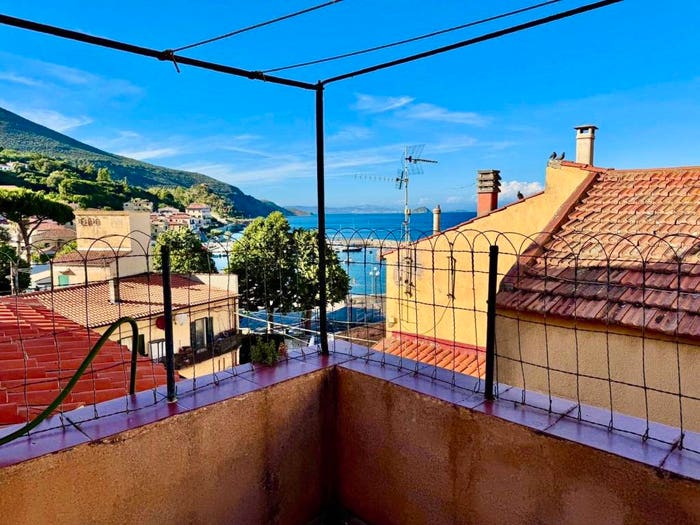 Appartamento quadrilocale in vendita in Rio Marina, Rio