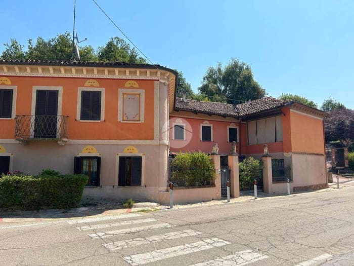 Casa con 6 locali in vendita in Località San Defendente, Frinco