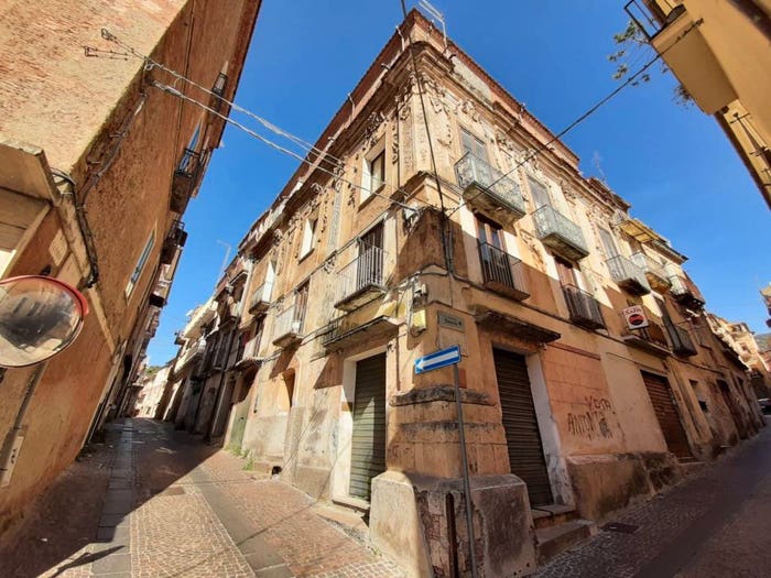 Casa con 6 locali in vendita in Vico Secondo Cavour, Nicastro Sambiase, Lamezia Terme