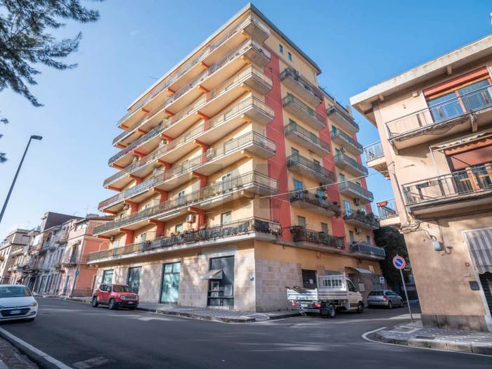 Appartamento quadrilocale in vendita in Via Sebastiano Scamporlino, Francofonte