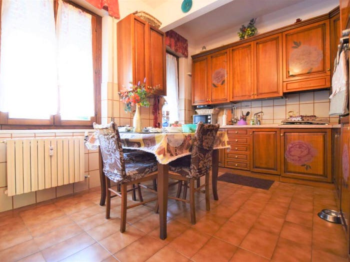 Appartamento quadrilocale in vendita in Via Pietro Isola, Novi Ligure