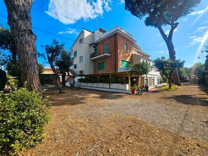 Appartamento trilocale in vendita in Corso San Francesco, Lavinio Mare, Anzio