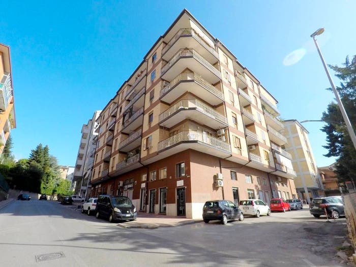 Appartamento quadrilocale in vendita in Via dei Due Principati, Emanuele II C Colombo Morelli e Silvati, Avellino