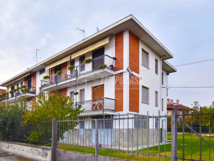 Appartamento trilocale in vendita in Via Luigi Castagna, Centro, Caselle Torinese