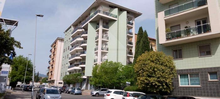 Appartamento con 5 locali in vendita in Panebianco Tribunale, Cosenza
