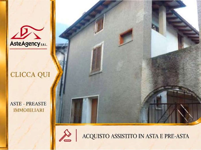 Casa quadrilocale in vendita in Via guglielmo marconi, Ranzanico