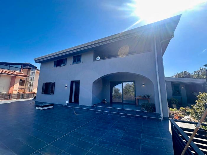 Casa con 6 locali in vendita in Via Silvio Pellico, Spigno Saturnia Inferiore, Spigno Saturnia