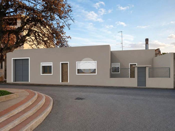 Casa quadrilocale in vendita in Via Tuveri, Dolianova