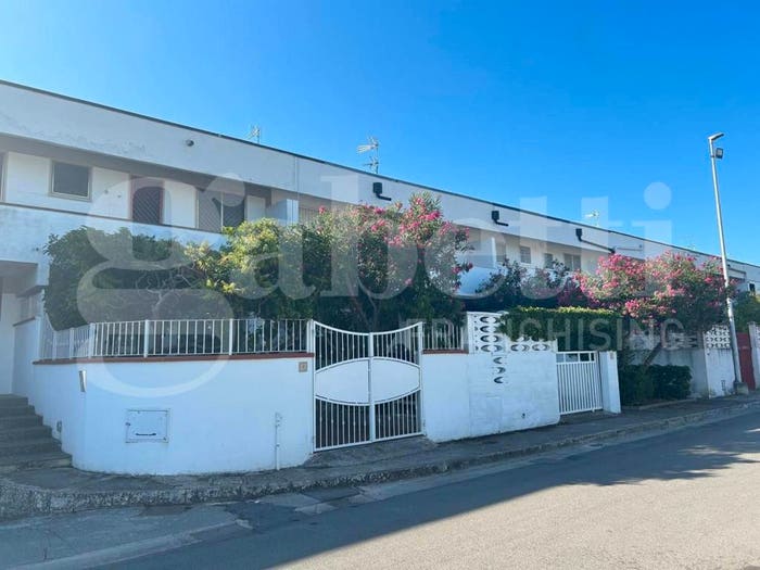 Appartamento trilocale in vendita in PIAZZA ZINGARELLI, Centro, Margherita di Savoia