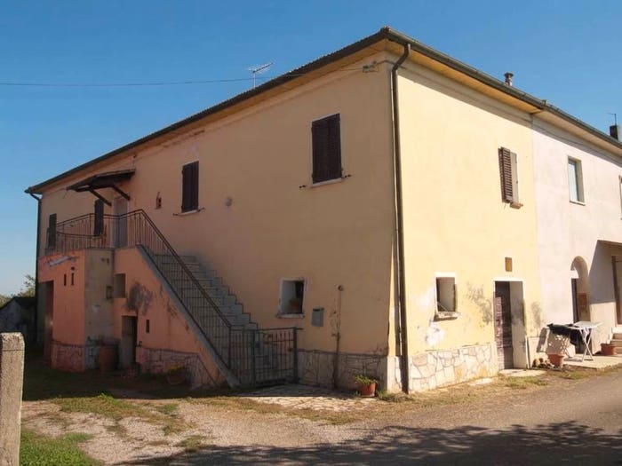 Casa con 5 locali in vendita in Via Poggio Saragio, Montepulciano