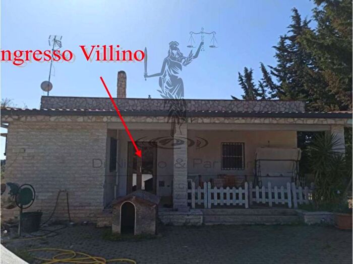 Casa quadrilocale in vendita in CONTRADA CARIATI, Montegrosso Boschetto, Andria