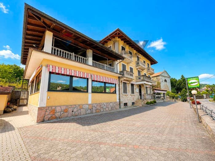 Casa con 6 locali in vendita in Via Ponte di Legno, Carpugnino, BrovelloCarpugnino