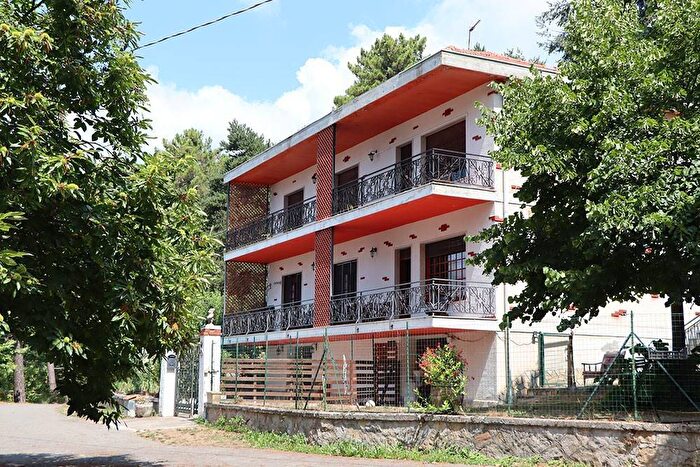 Appartamento trilocale in vendita in Bajardo
