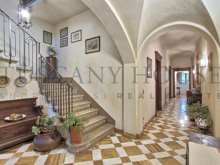 Casa con 6 locali in vendita in Saione, Arezzo