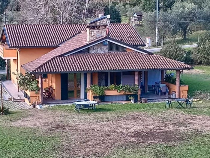 Casa con 6 locali in vendita in Pieve a Elici Montigiano Gualdo, Massarosa