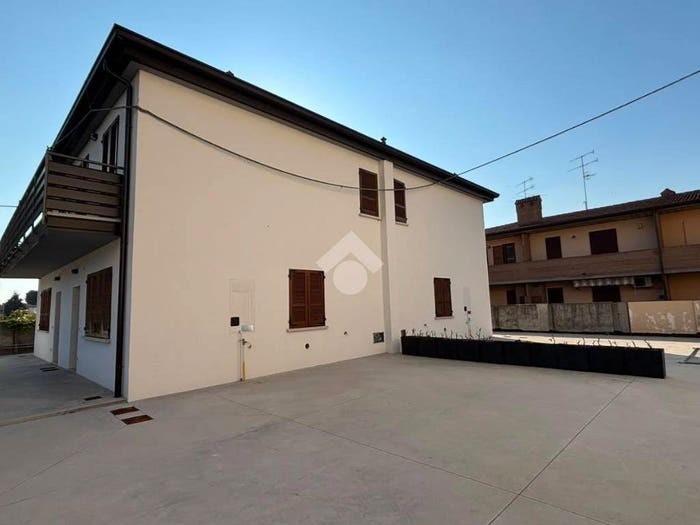 Casa trilocale in vendita in Via Giuseppe Mazzini, Rezzato