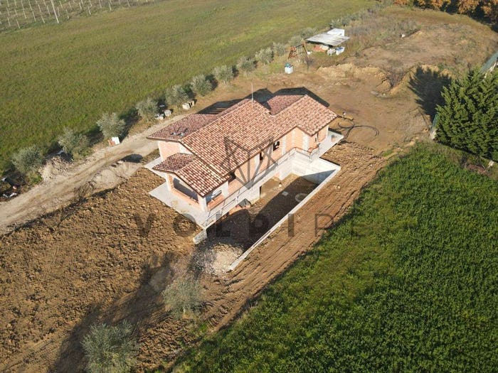 Casa trilocale in vendita in Bettona