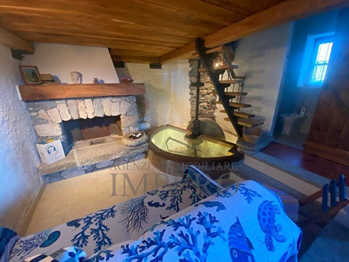 Casa trilocale in vendita in Via Fontana, Seglia Sant'Anna, Ventimiglia