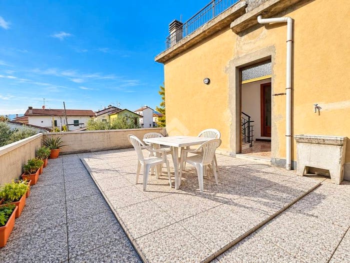 Casa con 5 locali in vendita in Via Reno, Centro, Agliana