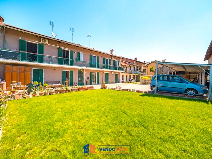 Casa con 6 locali in vendita in Vicolo Colombaro, Pancalieri