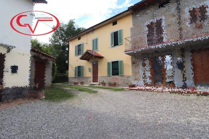 Casa con 6 locali in vendita in Via Setteponti, Castiglion Fibocchi
